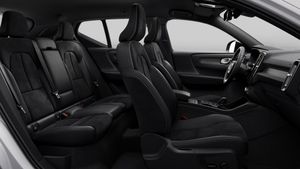 Volvo XC40 2.0 B3 G Plus Dark Auto  - Foto 8