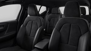 Volvo XC40 2.0 B3 G Plus Dark Auto  - Foto 6