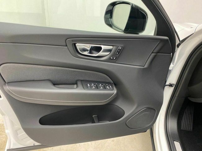 Volvo XC60 2.0 B5 G AWD Plus Dark Auto  - Foto 27