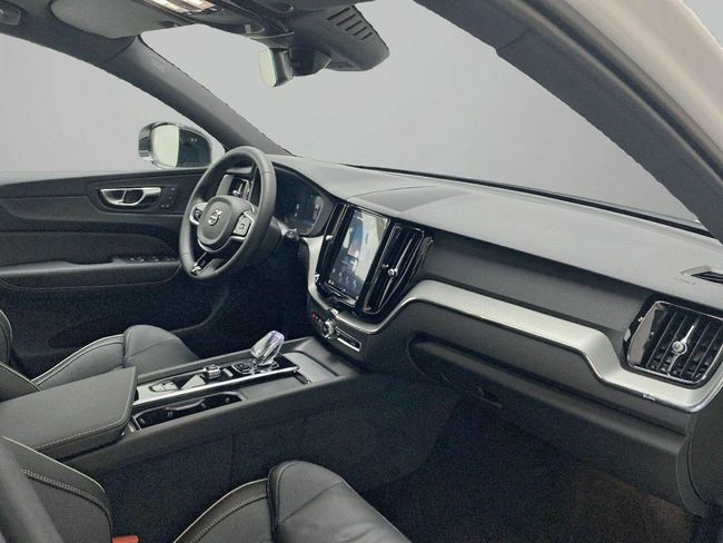 Volvo XC60 2.0 B5 G AWD Plus Dark Auto  - Foto 9