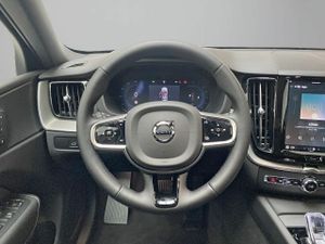 Volvo XC60 2.0 B5 G AWD Plus Dark Auto  - Foto 17