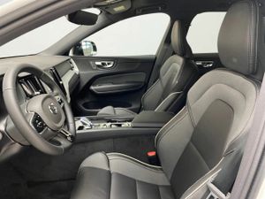 Volvo XC60 2.0 B5 G AWD Plus Dark Auto  - Foto 10