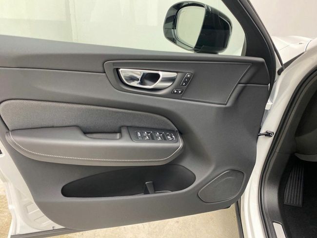 Volvo XC60 2.0 B5 G AWD Plus Dark Auto  - Foto 27