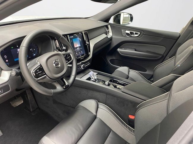 Volvo XC60 2.0 B5 G AWD Plus Dark Auto  - Foto 26