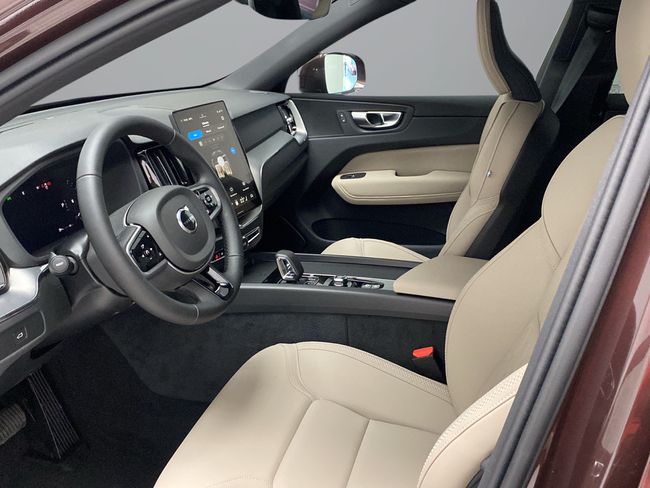 Volvo XC60 2.0 B5 G MHEV Core Auto AWD  - Foto 16