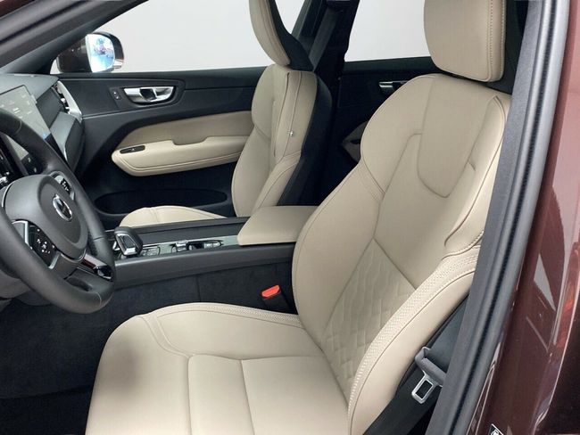 Volvo XC60 2.0 B5 G MHEV Core Auto AWD  - Foto 19