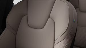 Volvo XC60 2.0 B5 G MHEV Core Auto AWD  - Foto 7