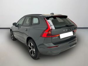 Volvo XC60 2.0 B5 G MHEV Core Auto AWD  - Foto 6