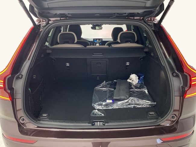 Volvo XC60 2.0 B5 G MHEV Core Auto AWD  - Foto 18