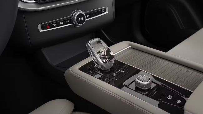 Volvo XC90 2.0 T8 AWD Plus Bright Recharge Auto  - Foto 7