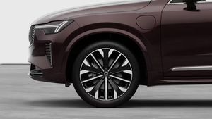 Volvo XC90 2.0 T8 AWD Plus Bright Recharge Auto  - Foto 4