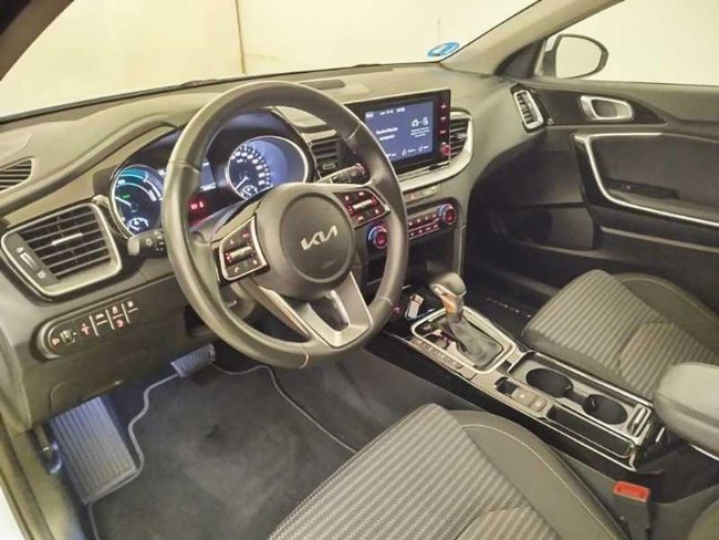 Kia Ceed (CD SW PHEV) Tourer 1.6 PHEV +K6:K38Drive B MY24   - Foto 12