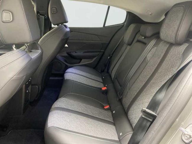 Peugeot 408 408 Allure HYBRID 145 eDCS6   - Foto 11