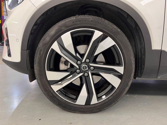 Volvo XC40 2.0 B4 G Ultimate Dark Auto   - Foto 22