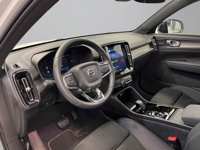 Volvo XC40 2.0 B4 G Ultimate Dark Auto   - Foto 36