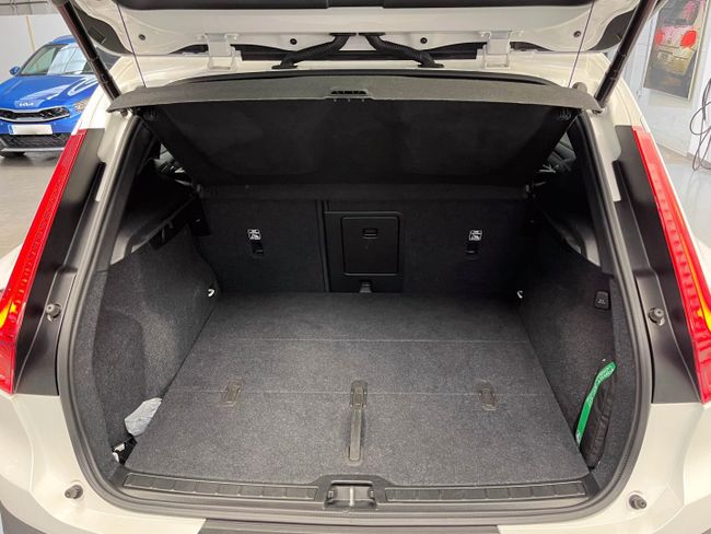 Volvo XC40 2.0 B4 G Ultimate Dark Auto   - Foto 33