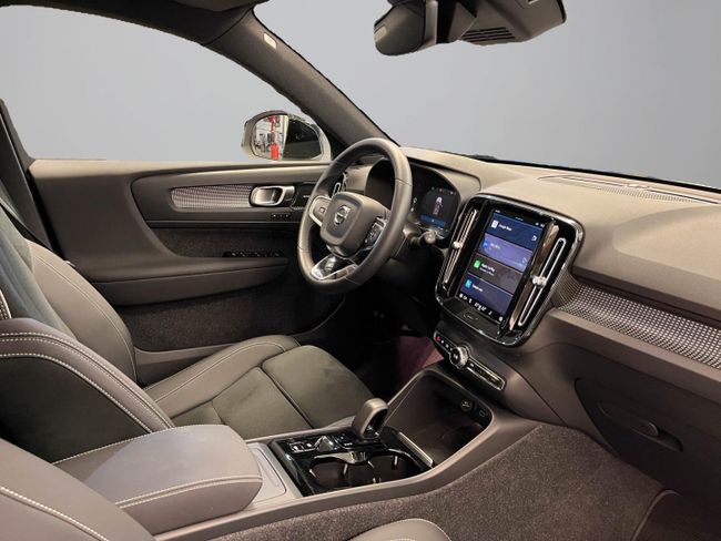 Volvo XC40 2.0 B4 G Ultimate Dark Auto   - Foto 12