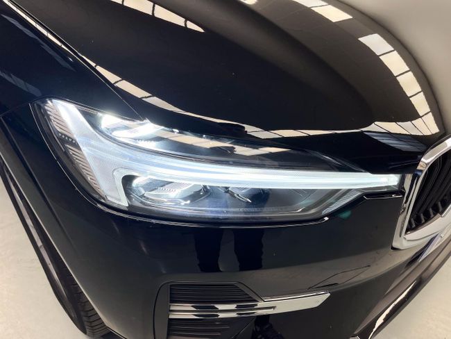 Volvo XC60 2.0 B4 G Core Pro Auto   - Foto 17