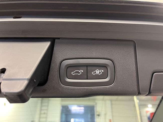 Volvo XC60 2.0 B4 G Core Pro Auto   - Foto 20