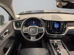 Volvo XC60 2.0 B4 G Core Pro Auto   - Foto 26