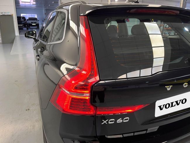 Volvo XC60 2.0 B4 G Core Pro Auto   - Foto 10