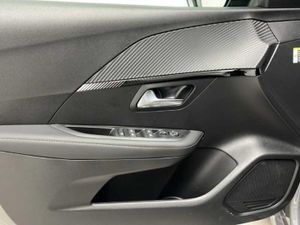 Peugeot 208 Allure HYBRID 110 eDCS6   - Foto 18