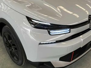 Citroën C4 Hybrid 145 ë-DCS6 Collection   - Foto 19