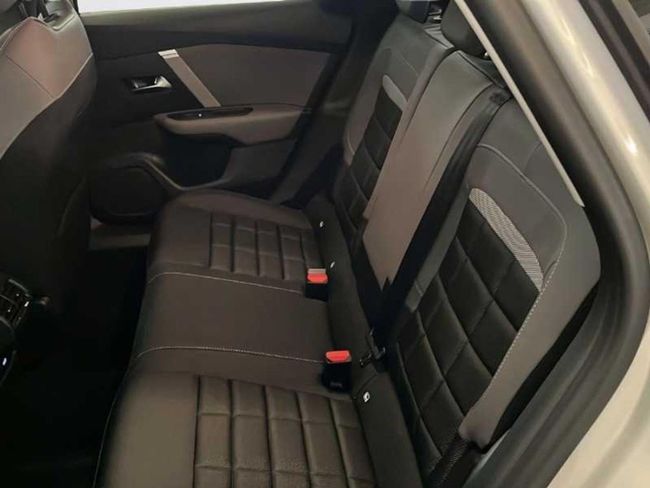 Citroën C4 Hybrid 145 ë-DCS6 Collection   - Foto 11