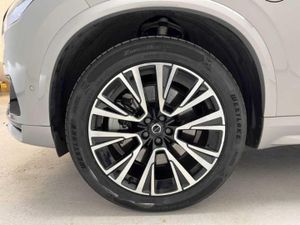 Volvo XC90 2.0 T8 AWD Plus Dark Recharge Auto   - Foto 18