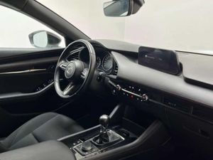 Mazda 3 2.0 e-SKYACTIV-G HOMURA AT   - Foto 19