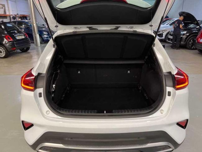 Kia XCeed 1.0 T-GDi Business 74kW (100CV)   - Foto 17