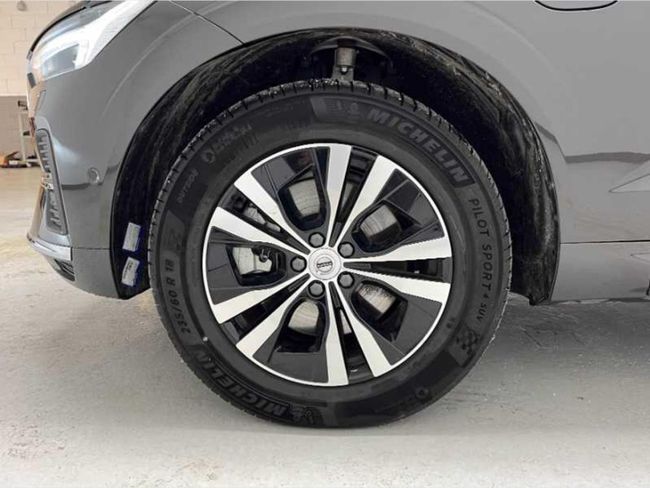 Volvo XC60 2.0 T6 AWD Recharge Core Auto   - Foto 14