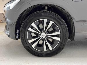 Volvo XC60 2.0 T6 AWD Recharge Core Auto   - Foto 14