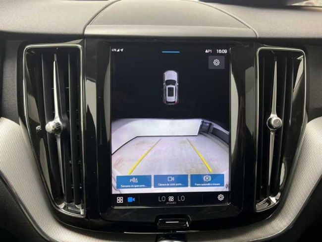 Volvo XC60 2.0 B4 D Core Auto   - Foto 20