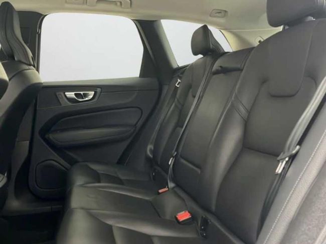 Volvo XC60 2.0 B4 D Core Auto   - Foto 13