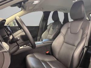 Volvo XC60 2.0 B4 D Core Auto   - Foto 14