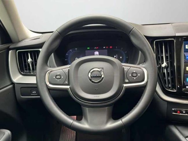 Volvo XC60 2.0 B4 D Essential Auto   - Foto 11