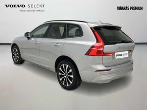 Volvo XC60 2.0 B4 D Essential Auto   - Foto 3
