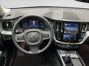 Volvo XC60 2.0 B4 D Essential Auto   - Foto 9