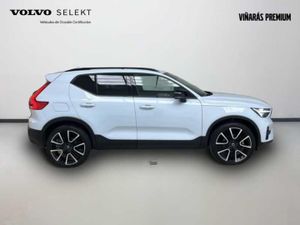 Volvo XC40 2.0 B4 G Ultra Dark Auto   - Foto 4