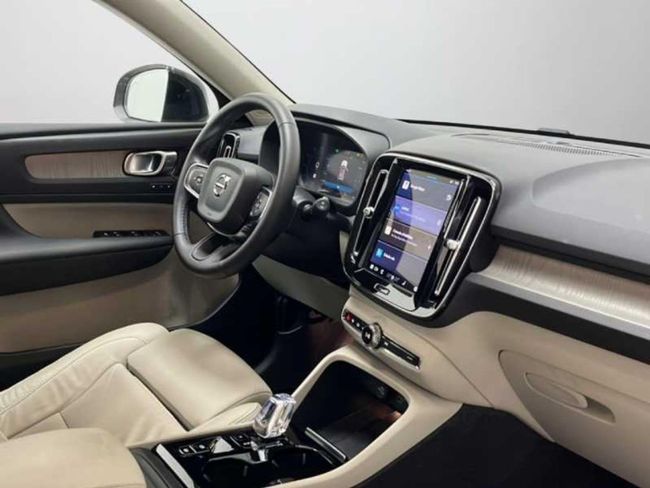 Volvo XC40 2.0 B4 G AWD Plus Dark Auto   - Foto 14