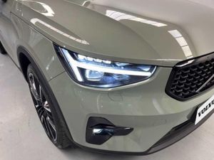 Volvo XC40 2.0 B4 G Ultra Dark Auto   - Foto 21