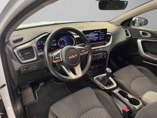 Kia XCeed 1.0 T-GDi Business 74kW (100CV)   - Foto 10