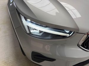 Volvo XC40 2.0 B3 G Core Auto   - Foto 15
