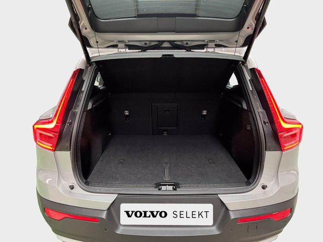 Volvo XC40 2.0 B3 G Core Auto   - Foto 23