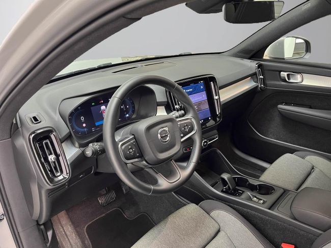 Volvo XC40 2.0 B3 G Core Auto   - Foto 8