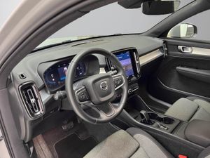 Volvo XC40 2.0 B3 G Core Auto   - Foto 8