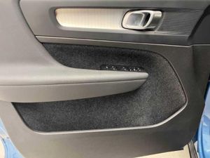 Volvo XC40 2.0 B3 G Core Auto   - Foto 12