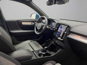 Volvo XC40 2.0 B3 G Core Auto   - Foto 15
