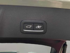 Volvo XC40 2.0 B3 G Core Auto   - Foto 18